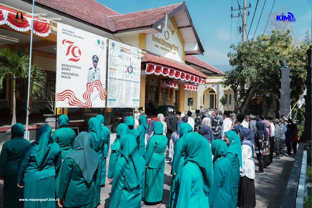 Pemerintah Desa Pesanggrahan Gelar Upacara Hut Ri Ke-79